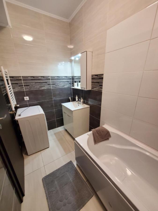 Morii Lake Apartment Bucureşti Exterior foto